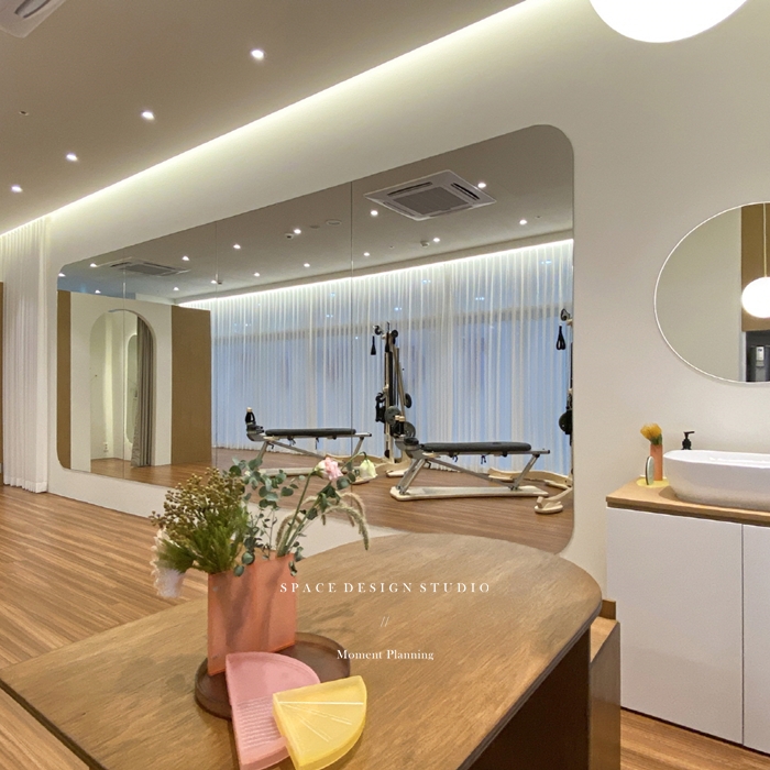 스튜디오피봇 정사각